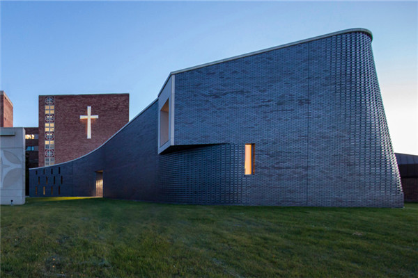 金屬屋面系統(tǒng)