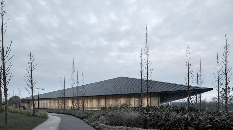 屋面瓦行業(yè)