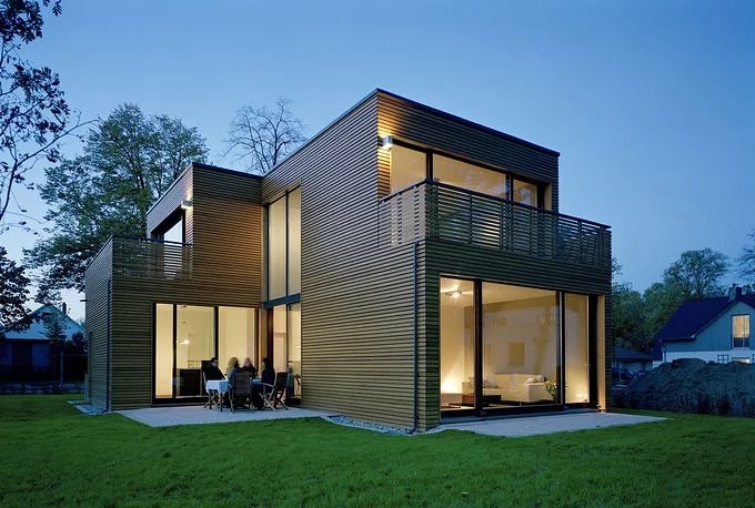 金屬?gòu)?fù)合瓦建筑