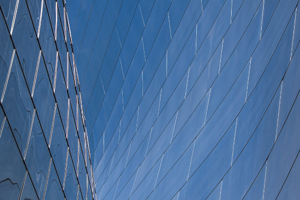 金屬?gòu)?fù)合瓦建筑