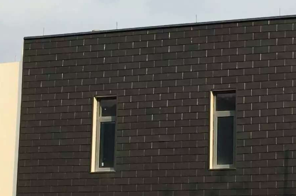 金屬?gòu)?fù)合瓦建筑