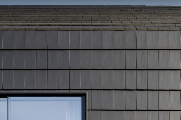 金屬復(fù)合瓦建筑