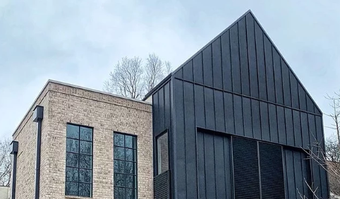 金屬?gòu)?fù)合瓦建筑