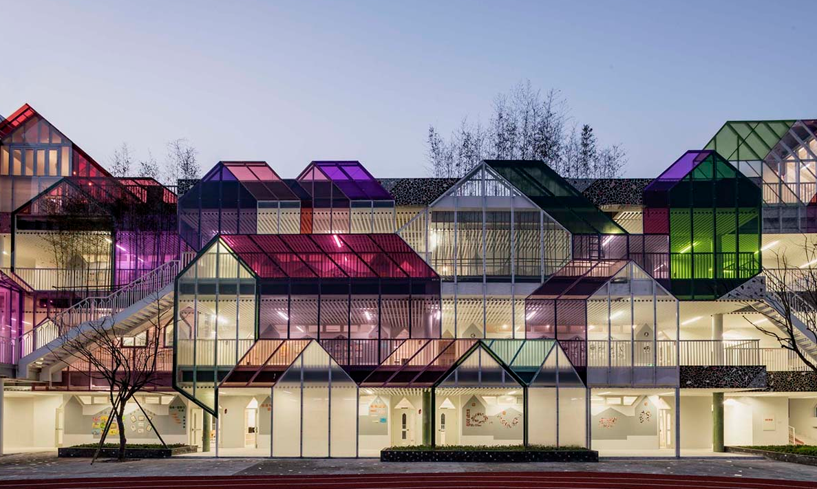 金屬屋面生產(chǎn)廠家