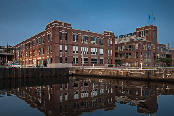 金屬復(fù)合瓦