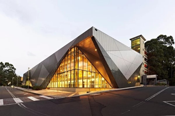 金屬?gòu)?fù)合瓦